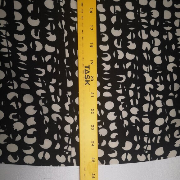 Investments Petites Ladies Size 16P Black & Ivory Pattern Fully Lined Blazer - Picture 9 of 9